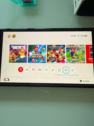 Nintendo Switch OLED + Accesorios