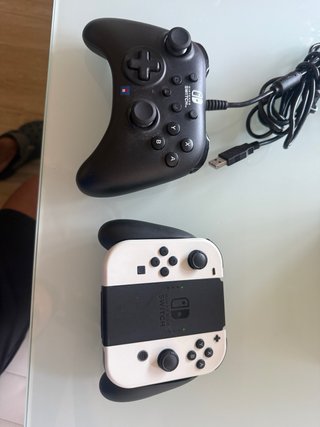 Nintendo Switch OLED + Accesorios