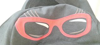 Zaino Invicta nero con labbra e occhiali
