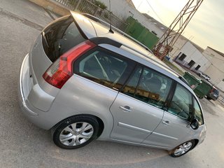 Citroen Grand C4 Picasso 2011