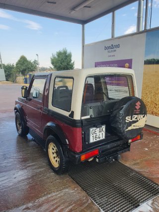 Suzuki Samurai 1990