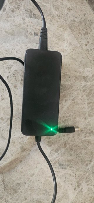 Cargador Batería 42V 2A 84W XVE083-4200200