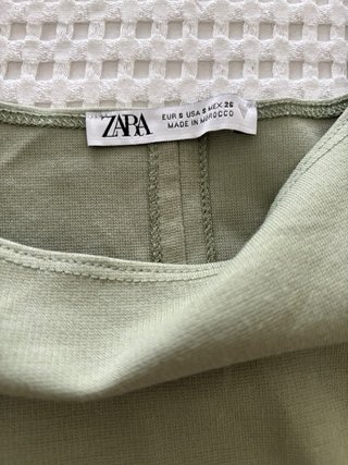 Vestido verde midi ajustado