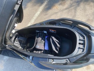 Honda Forza 125 Maxi Scooter Negra