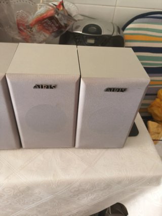 Altavoces Home Cinema Airis Grises