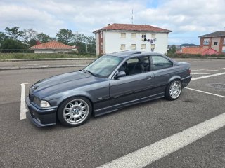 BMW 325i E36 coupe