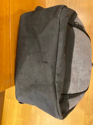 Mochila Quiksilver gris y negra