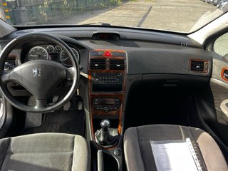 Peugeot 307 2001