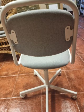 Silla de escritorio infantil gris