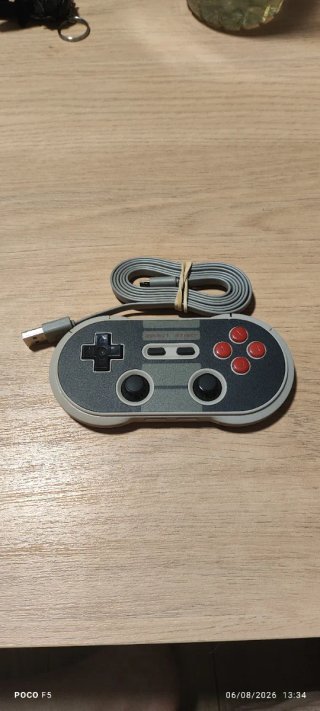 Mando 8BitDo NES30 Pro Inalámbrico