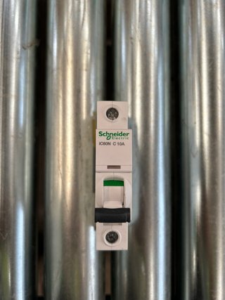 Magnetotérmico Schneider Acti9 iC60N 1P C10