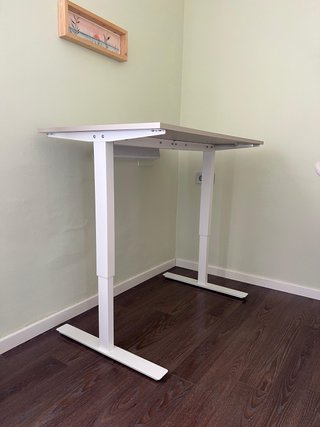 Mesa escritorio elevable TROTTEN 120x70cm