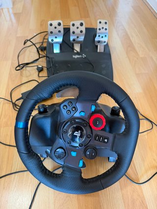 Volante Logitech G29 PS5/PS4/PC + Pedales
