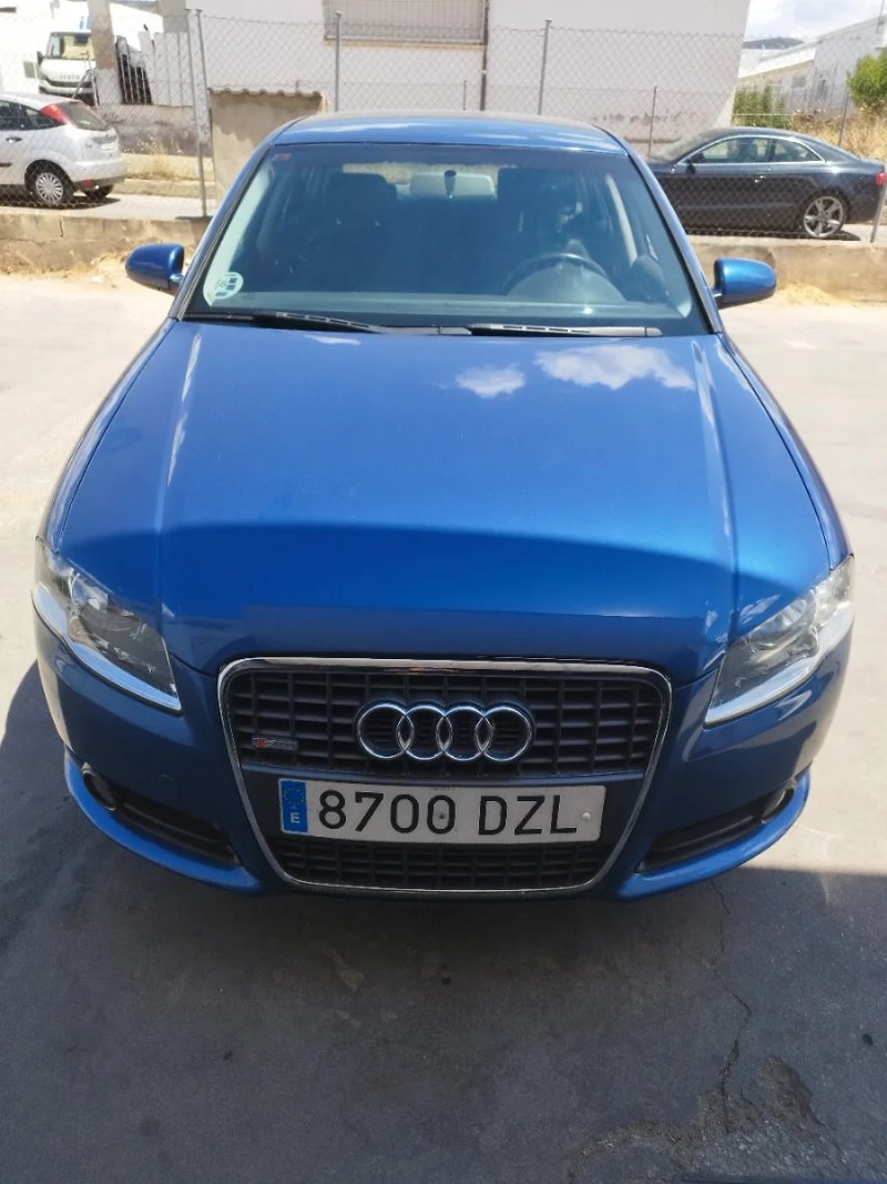 Audi A4 2006 - foto 1