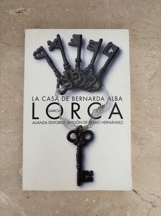 Lote libros de texto 1 Bachillerato Sociales