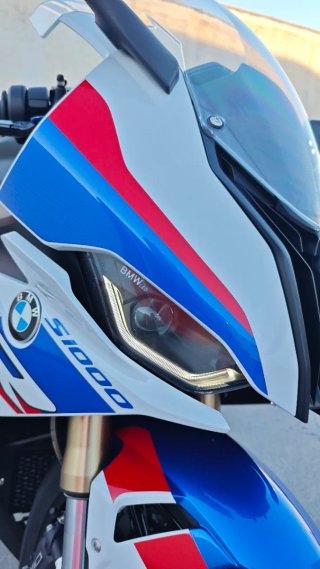 BMW S1000RR M Packet