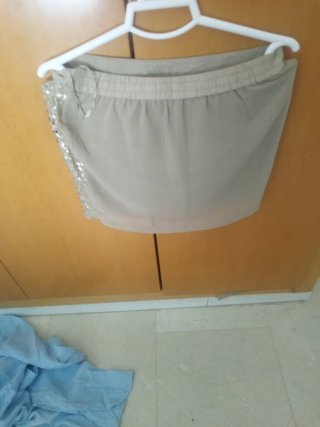 Falda lentejuelas beige y plateada talla única