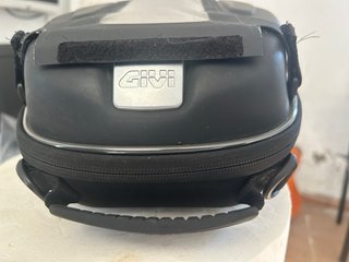 Mochila Givi Tanklock Sport-T