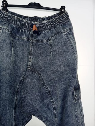 Pantalones vaqueros cargo desgastados hombre
