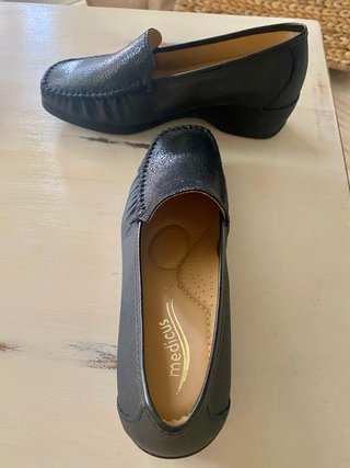 Zapatos Medicus Piel Negro Talla 38 Nuevos