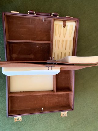 Maletín médico de piel
