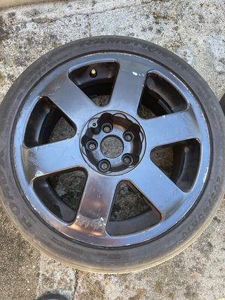 Llantas Audi 16” 7J ET35 con neumáticos