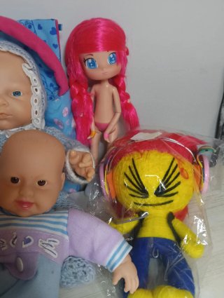 Lote Muñecos Bebé y Figuras