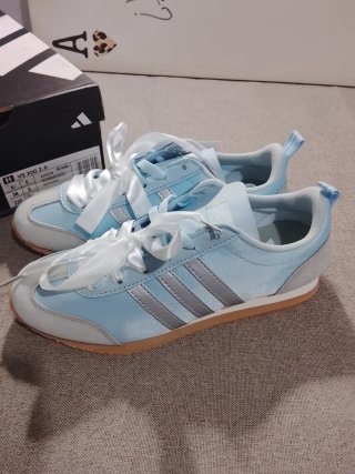 Zapatillas Adidas VS JOG Azul Claro Talla 38