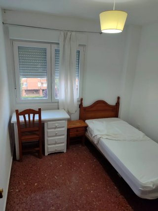 Piso en alquiler en Alcaraz y Alenda Badajoz