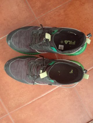 Zapatillas Fila Hombre Negras y Verdes