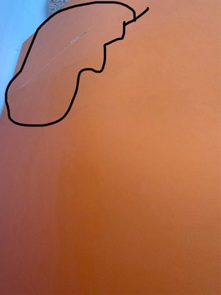 Armario de madera beig y naranja