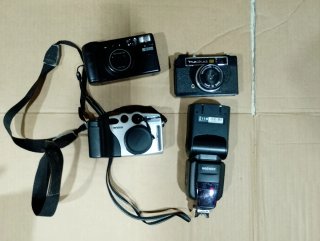 Lote Cámaras Ricoh, Meikai y Flash Neewer