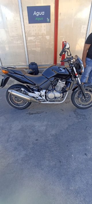 Honda Negra