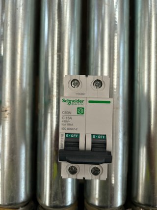Magnetotérmico Schneider C60N 2P C16