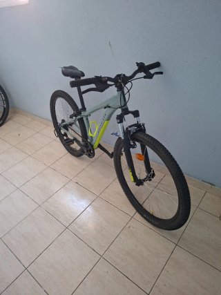 Bicicleta Rockrider st500 26" gris