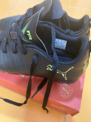 Botas de fútbol Puma Negras Talla 34