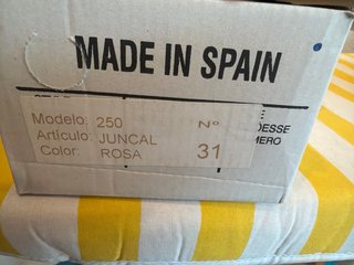 Merceditas rosa bebé talla 31
