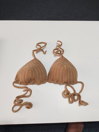 Sujetador de baño crochet beige