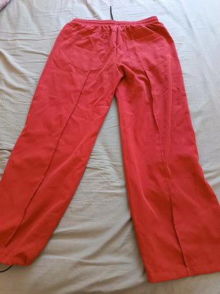 Pantalón rojo Talla XL