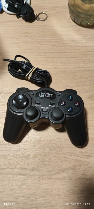 Mando USB Venom para PC