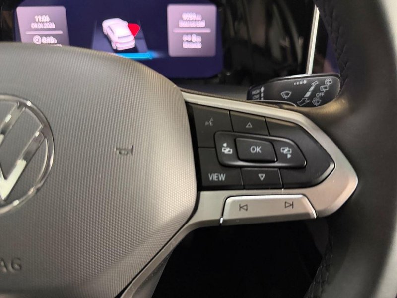 Volkswagen Golf 2025, foto 9