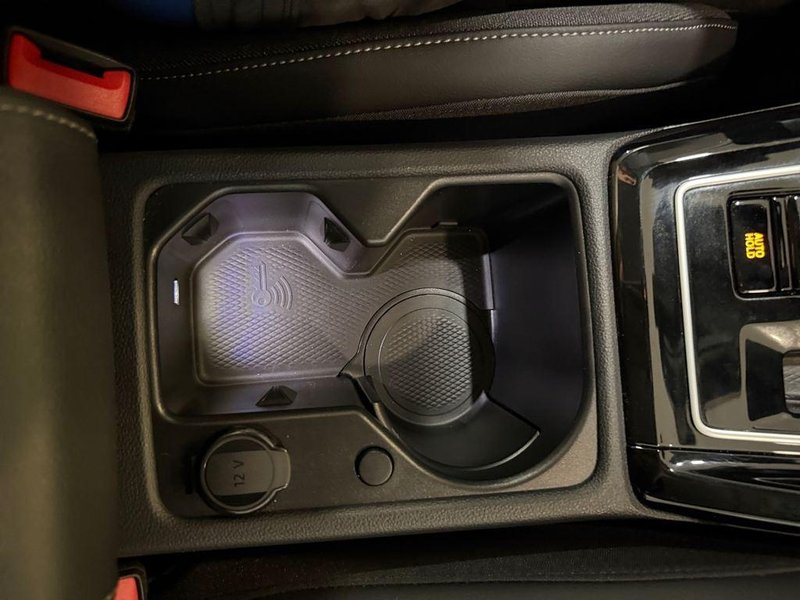 Volkswagen Golf 2025, foto 15