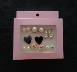 Set de pendientes variados