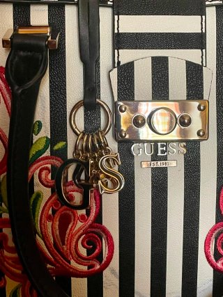 Borsa Guess a righe con ricami floreali
