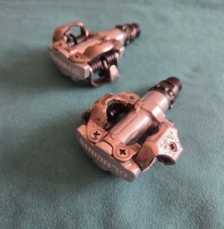Pedales Shimano PD-M520