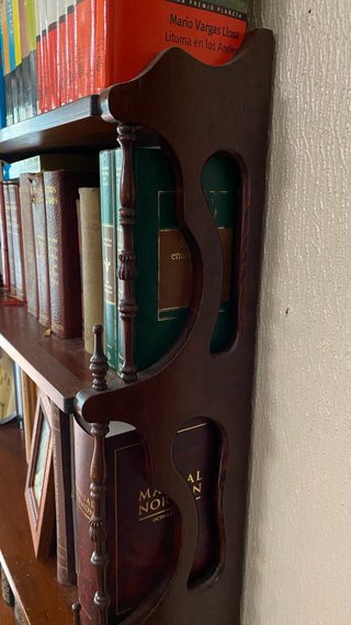 Librería antigua madera
