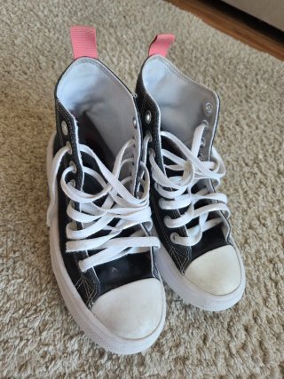 Converse negras y rosas talla 35.5