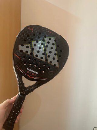 Pala de pádel Adidas Metalbone 2026