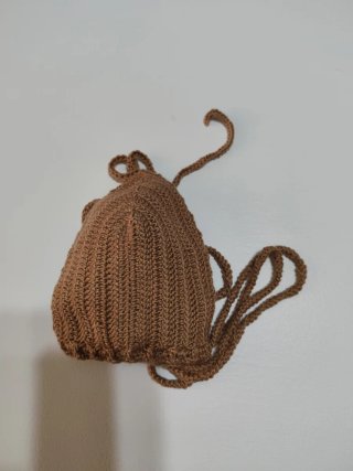 Sujetador de baño de crochet marrón