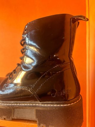 Botas Catwalk charol negras